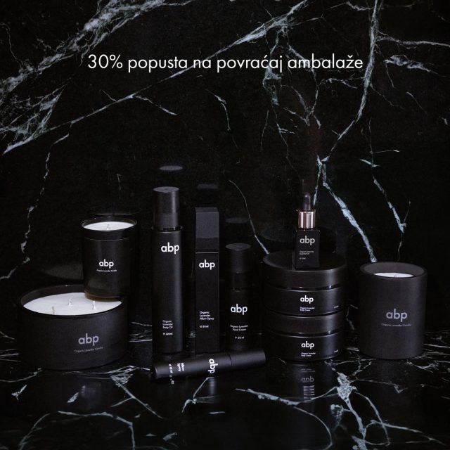 ABP filozofija održivosti ogleda se u svakom segmentu, i zato su svi naši proizvodi u staklenoj ambalaži, osim kreme za ruke koja je u kvalitetnom airless plastičnom pakovanju. Odlučili smo da motivišemo sve naše kupce posebnim popustom od 30% za kupovinu novog proizvoda nakon povraćaja ambalaže. Hajde da zajedno brinemo o planeti ❣️