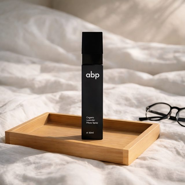 Sprej od lavande za jastuk je proizvod koji ste prvo zavoleli. 🤍
Hvala vam na poverenju.. 
Laku noć i mirne snove želi vam vaš 🌙@abotanicalphilosophy