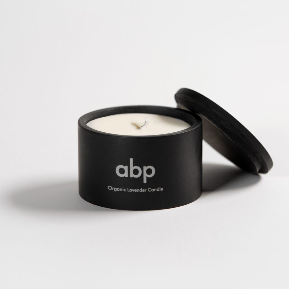 abp candle with lavender scent in a glass 100gr